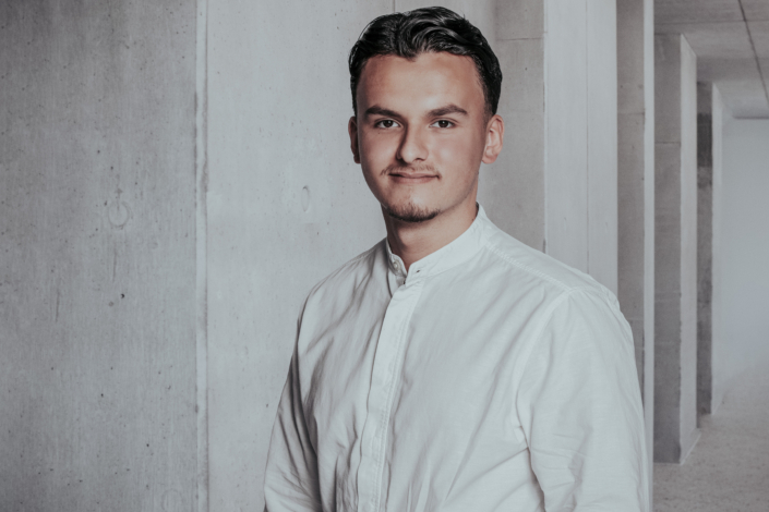 Ylli Kryeziu | Construction Manager